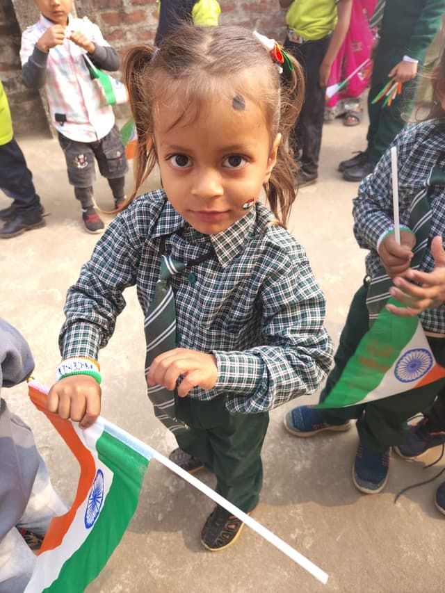 principal of first school meral